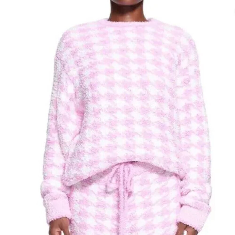 SKIMS Size S/M Pink Cozy Houndstooth Unisex Pull Over Sweater NEW! - Picture 2 of 7